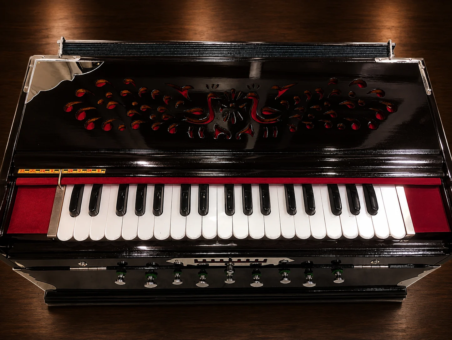fixed-scale-changing-harmonium-4