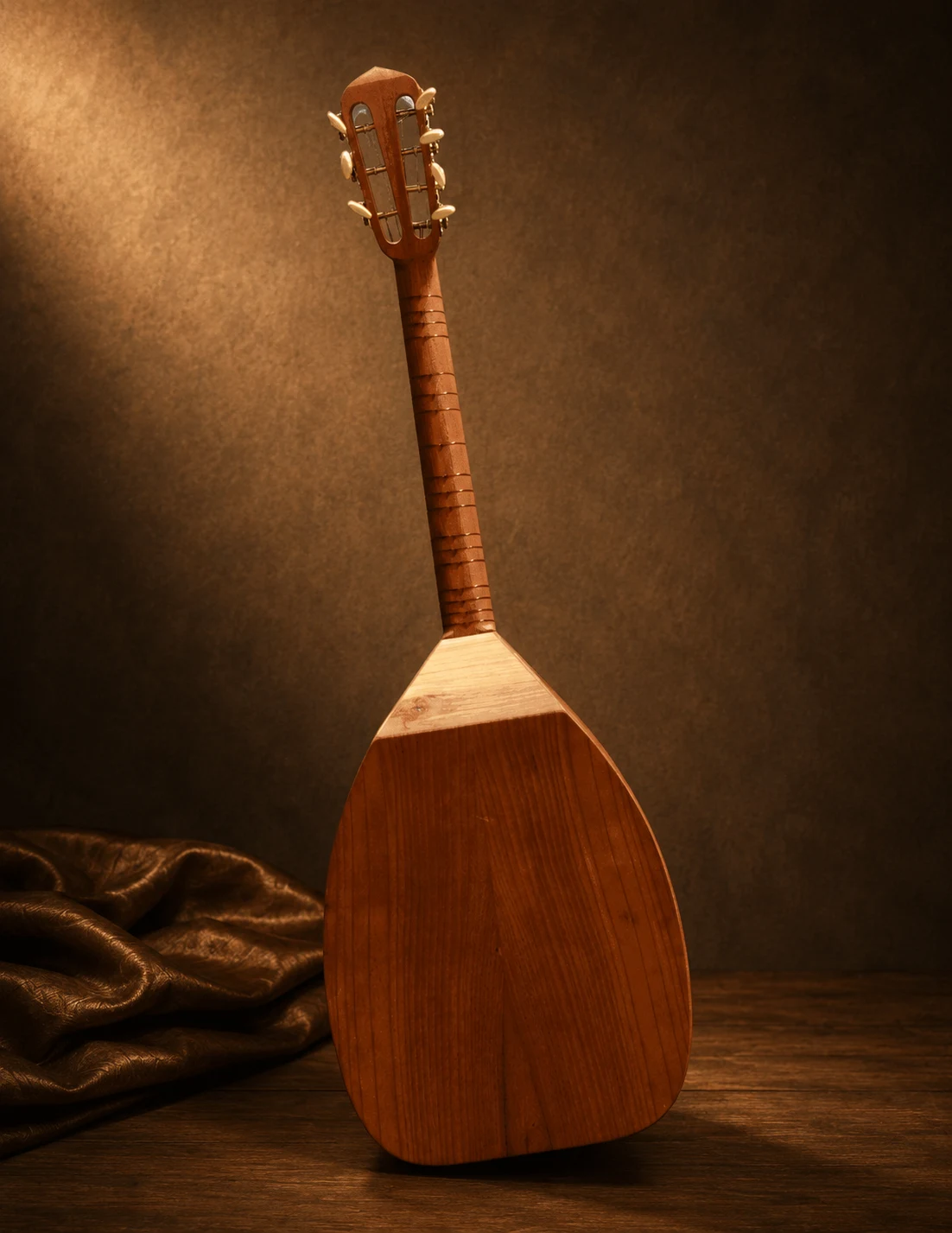 lute-5